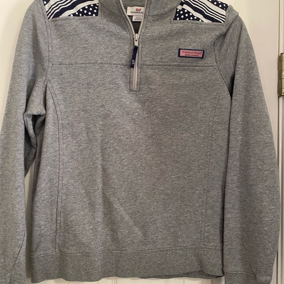 Vineyard Vines 1/4 Zip Sweatshirt - Picture 4 of 9
